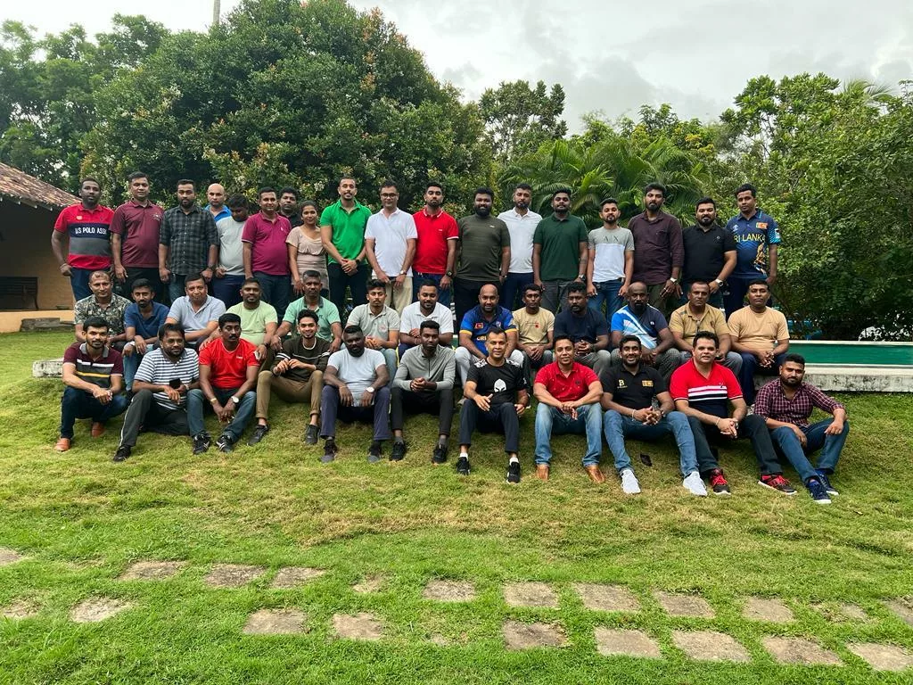 A Dynamic Training Session Unites Sales & Marketing at Ocean Ripples